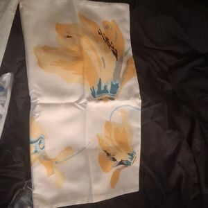 Floral Pillowcase in Cream and Yellow